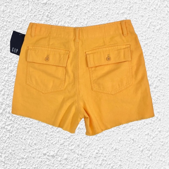 GAP Yellow Utility Short Size 8 - Picture 3 of 9
